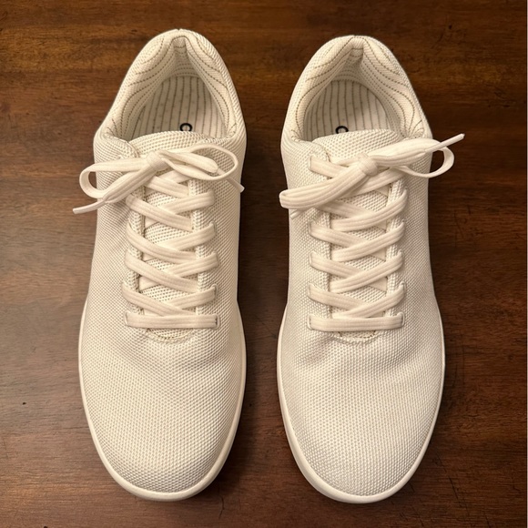 LNIB Atoms Model 000 - White - M11.5 - Picture 2 of 8